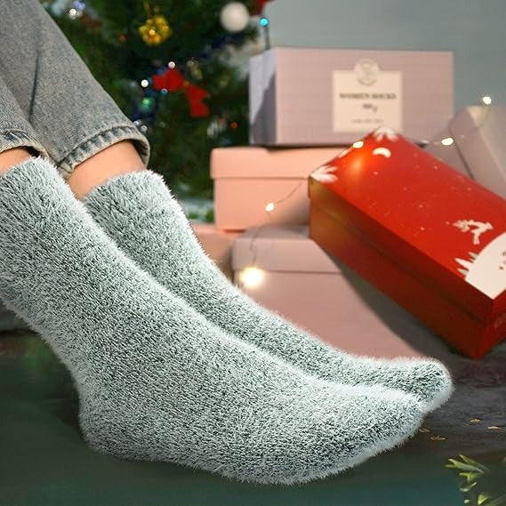5 Pairs Women’s Cozy Fuzzy Socks – Warm, Comfortable, Casual Winter Socks